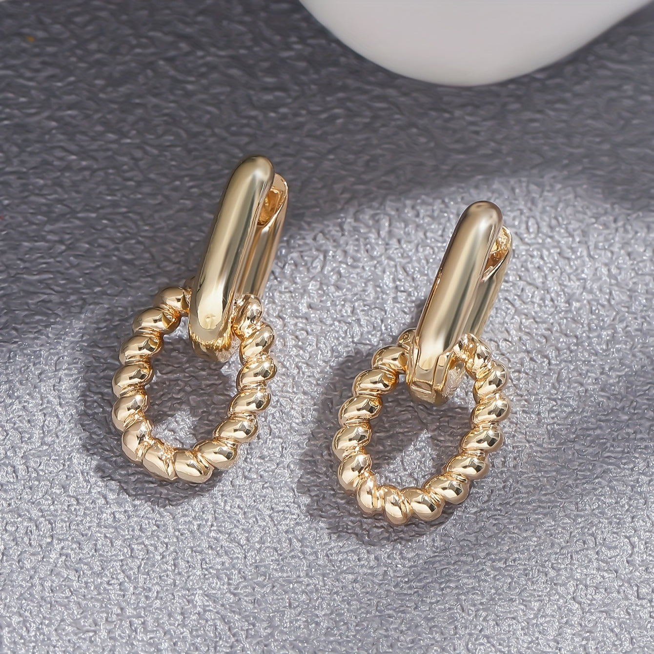Boucles d'oreilles Dualité torsadée - Élégance quotidienne