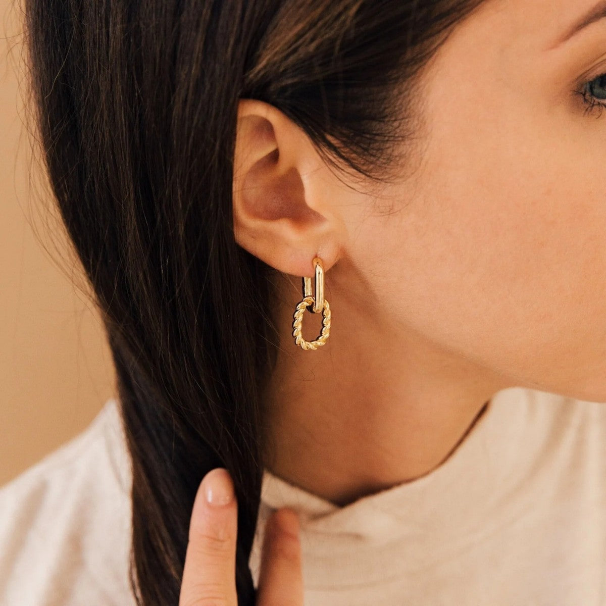 Boucles d'oreilles Dualité torsadée - Élégance quotidienne