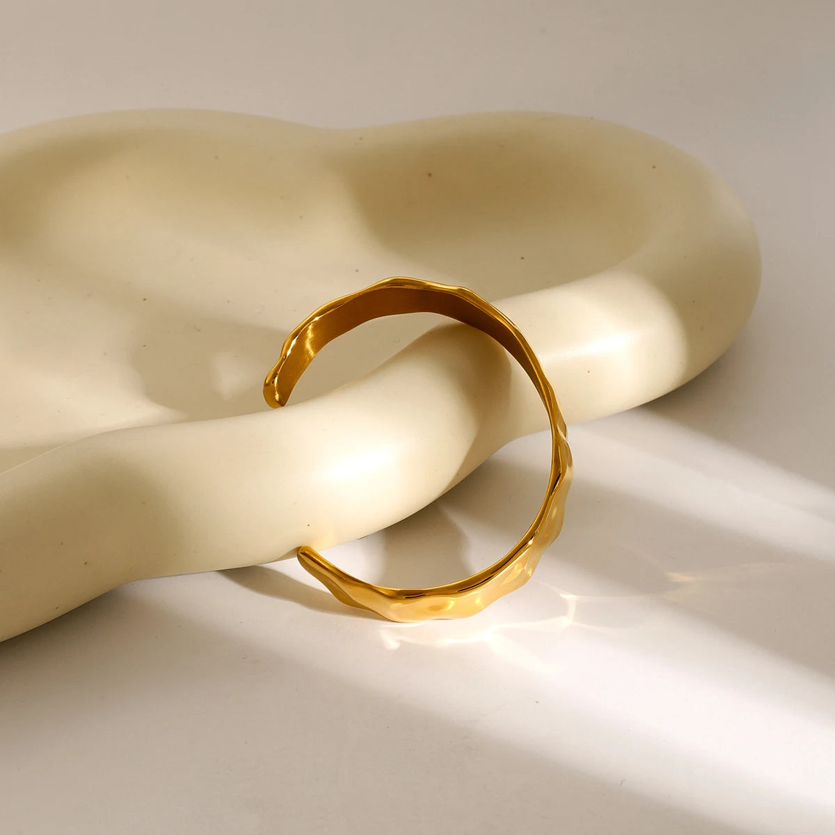 Bracelet "Onde dorée" - L'Éclat absolu !