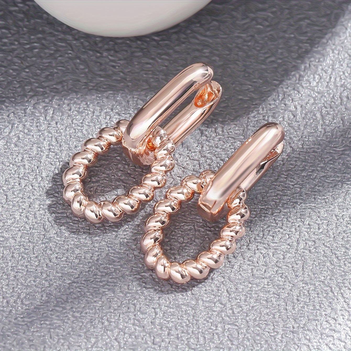 Boucles d'oreilles Dualité torsadée - Élégance quotidienne