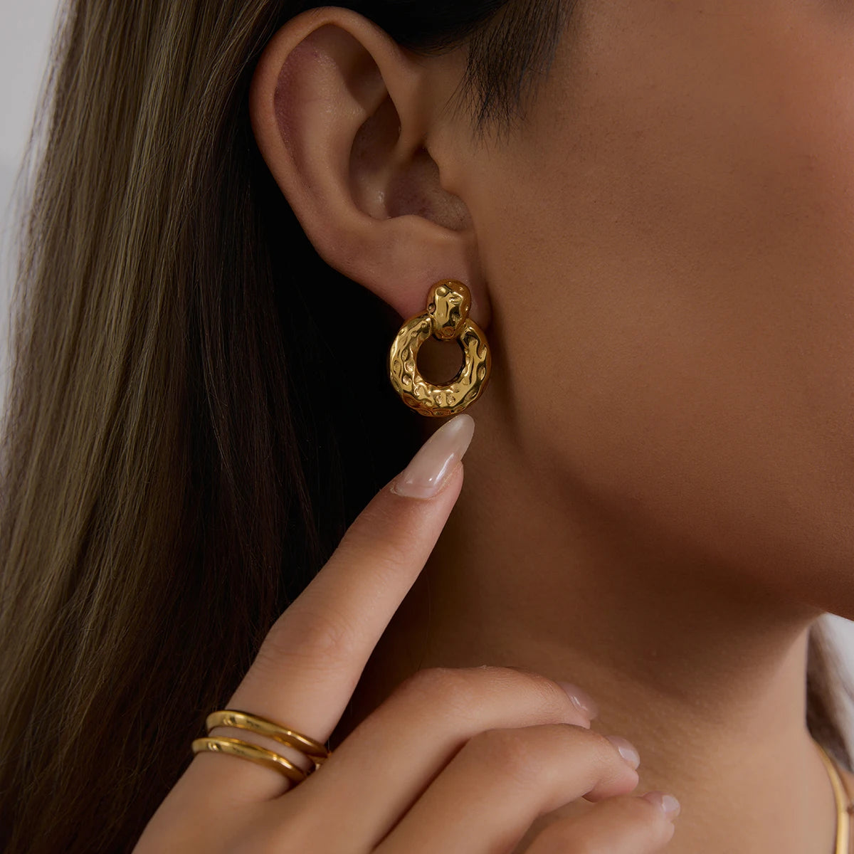 Youthway New Arrival Trendy Gold Plated Stainless Steel Hammer Pattern Geometric Circle Hollow Drop Earrings Women Jewelry Gift