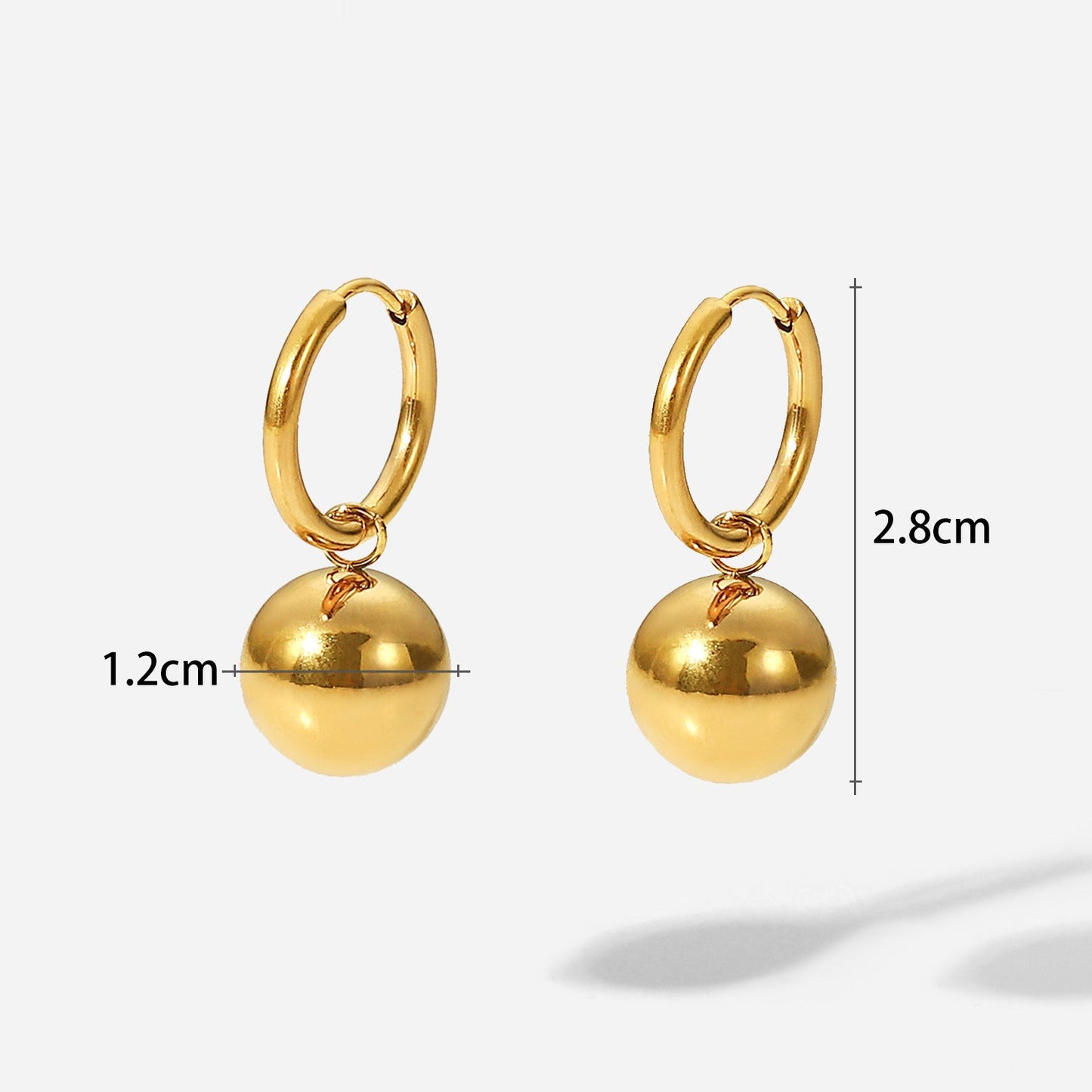 Boucles d'oreilles Boule dorée minimaliste
