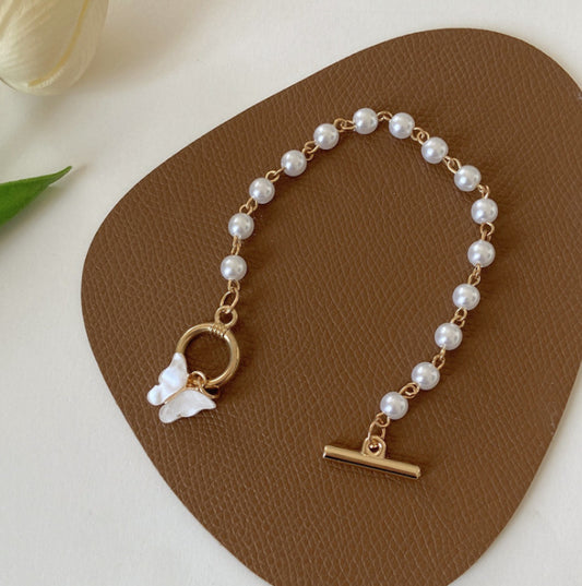 Bracelet Papillon et perles – Douceur féérique